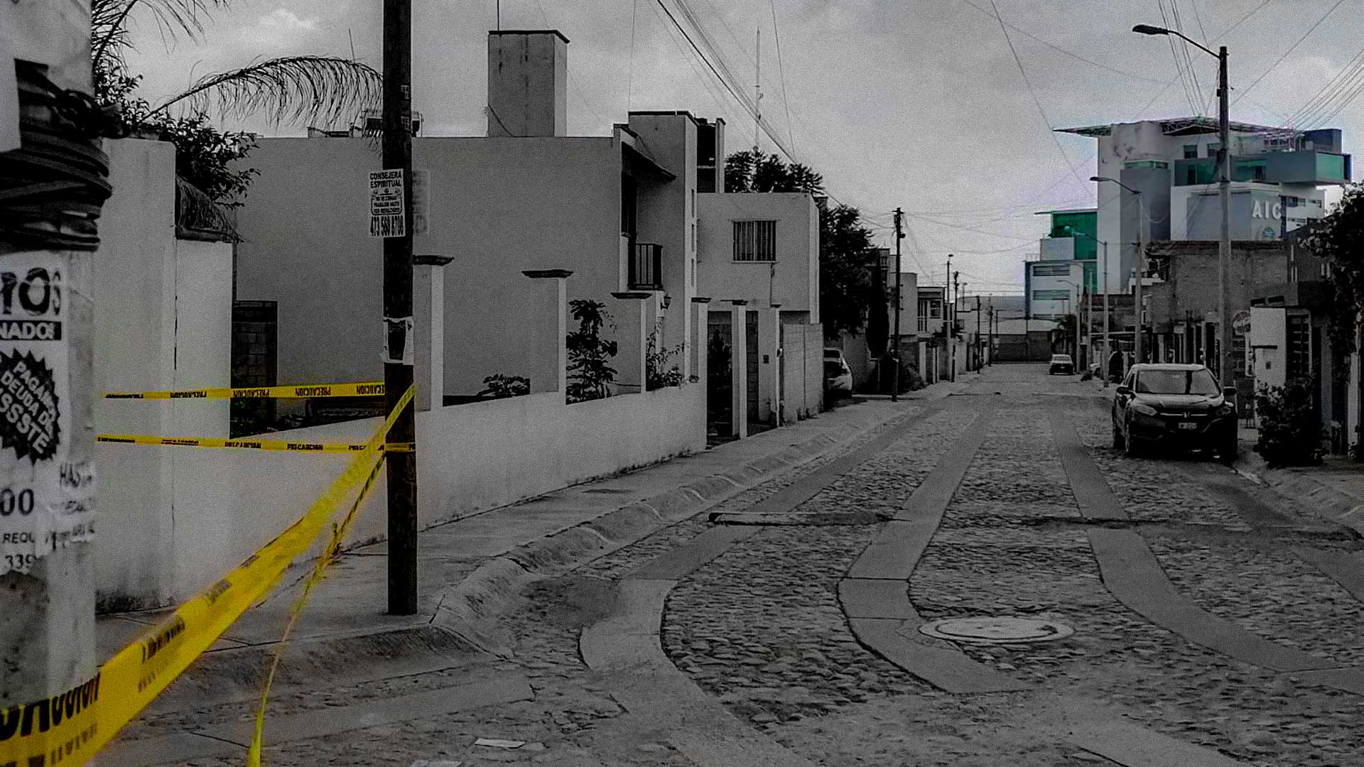 Al final de la calle, la torre de la fiscalía. Fotos: POPLab.