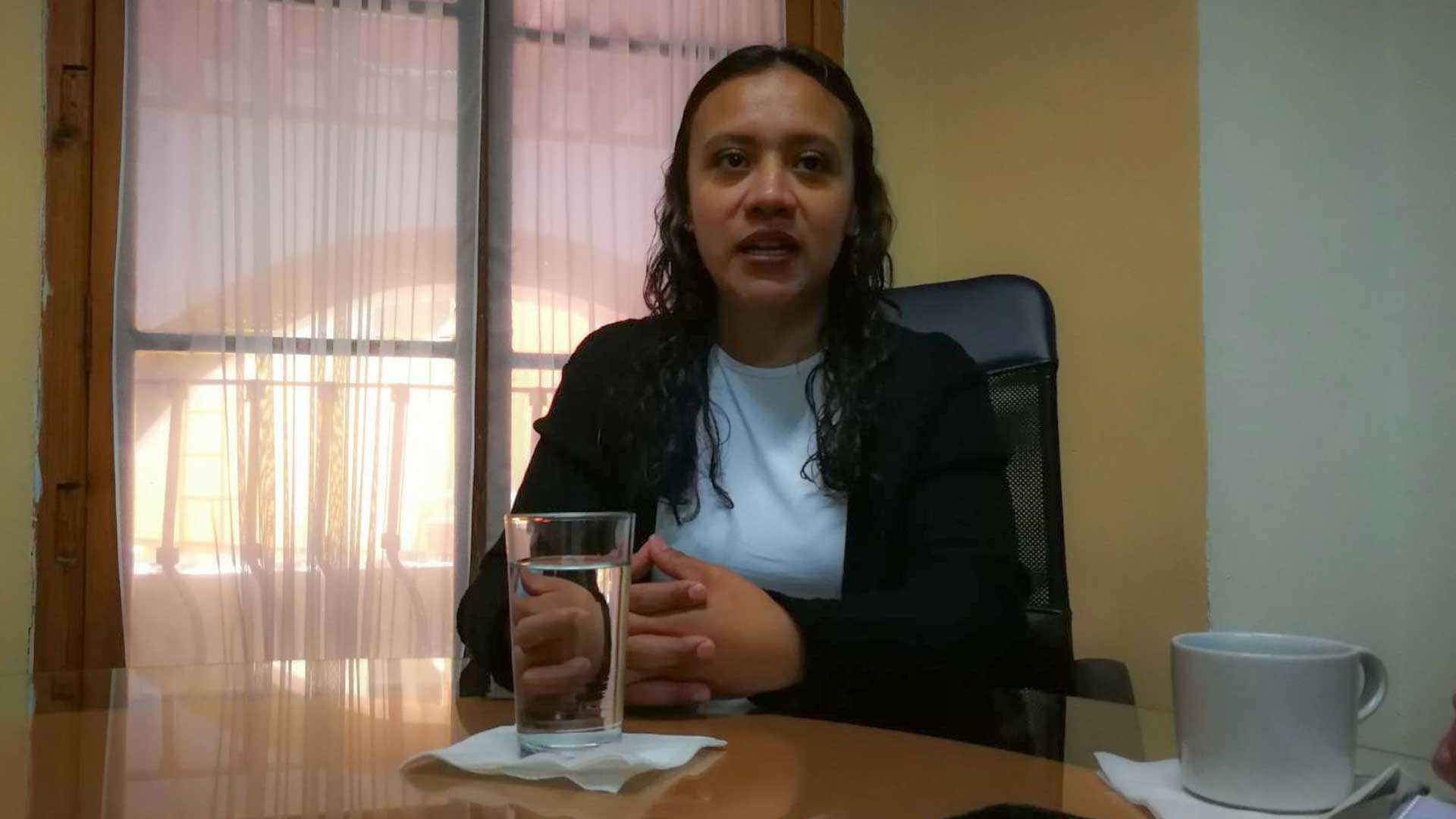 La regidora Carolina Valadez.