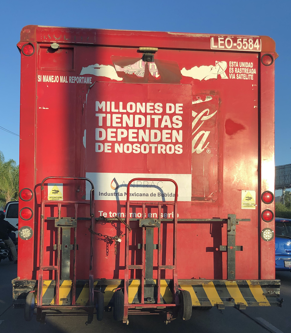 La industria se opone al etiquetado argumentando la crisis económica que viene sin considerar la crisis de salud que ya está aquí